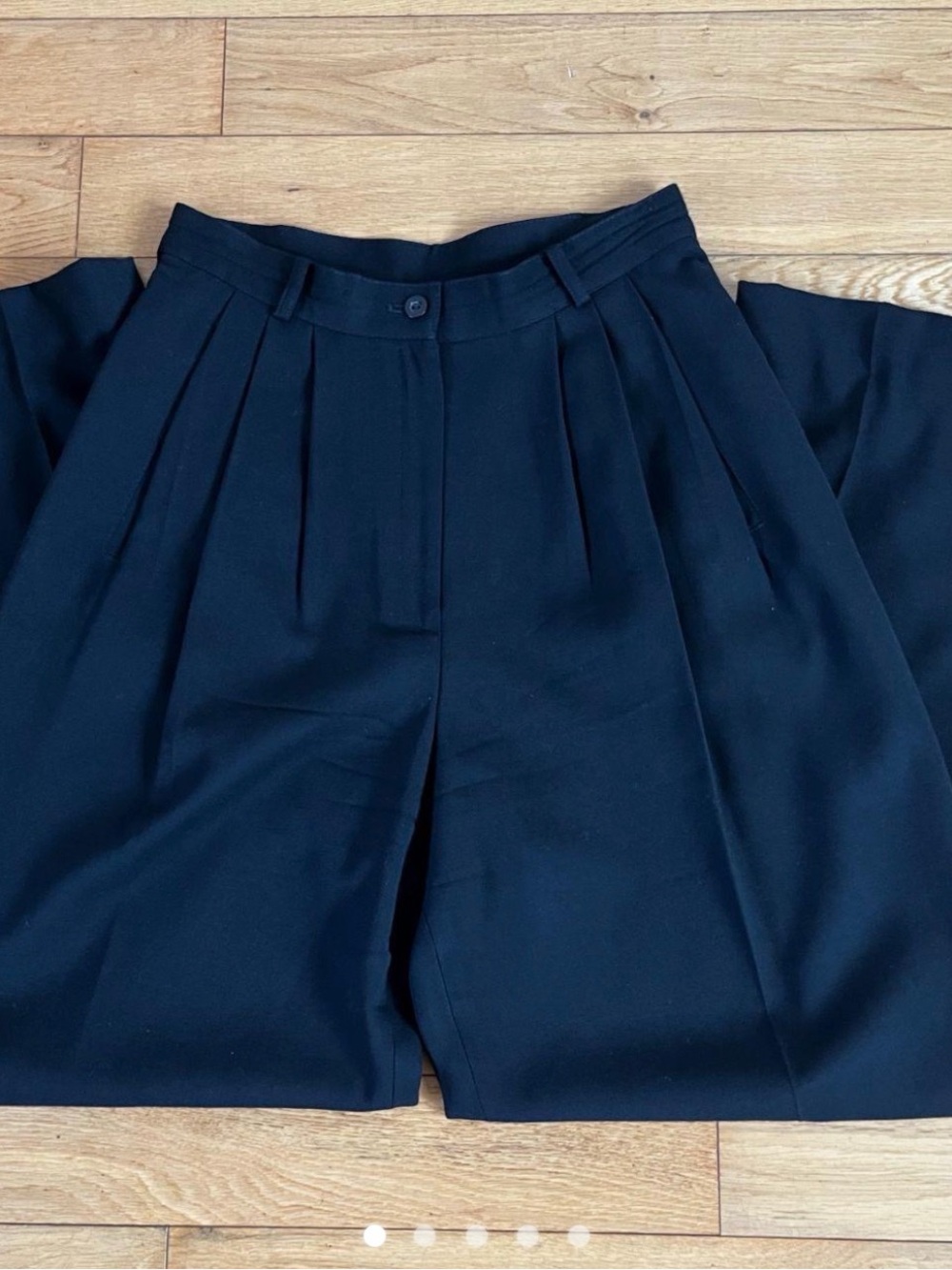 Jones New York 80s 90s vintage Black Pleated High-Waist Wide Leg Trousers